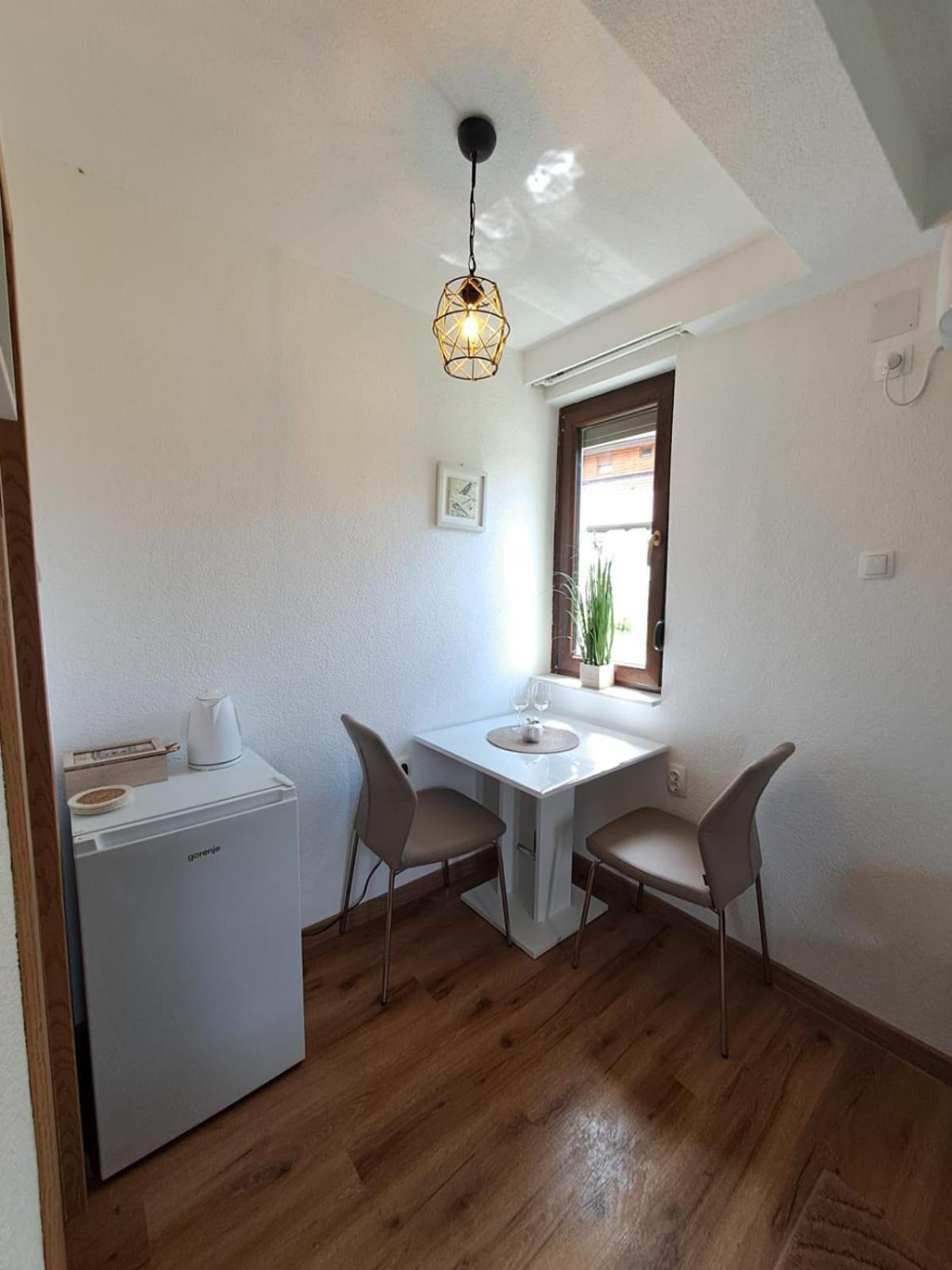 Hotel Tomljanovic Plitvička Jezera Esterno foto