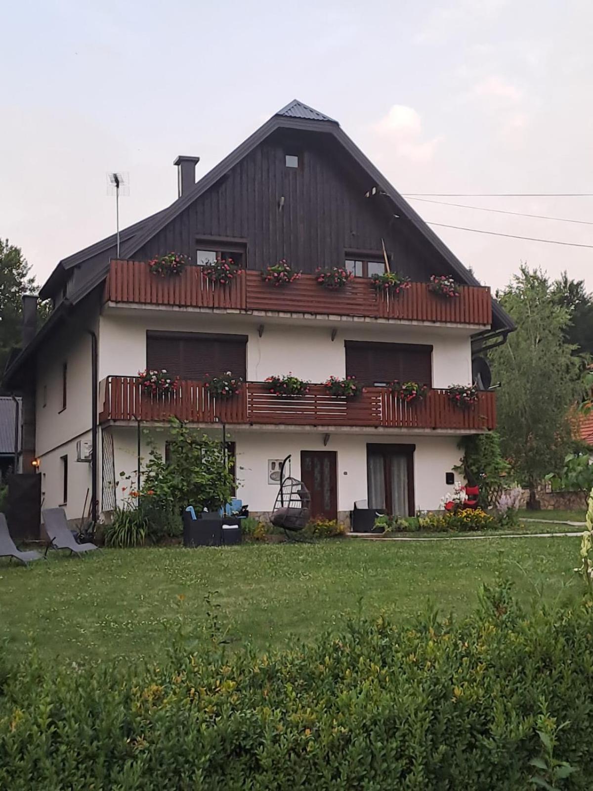 Hotel Tomljanovic Plitvička Jezera Esterno foto