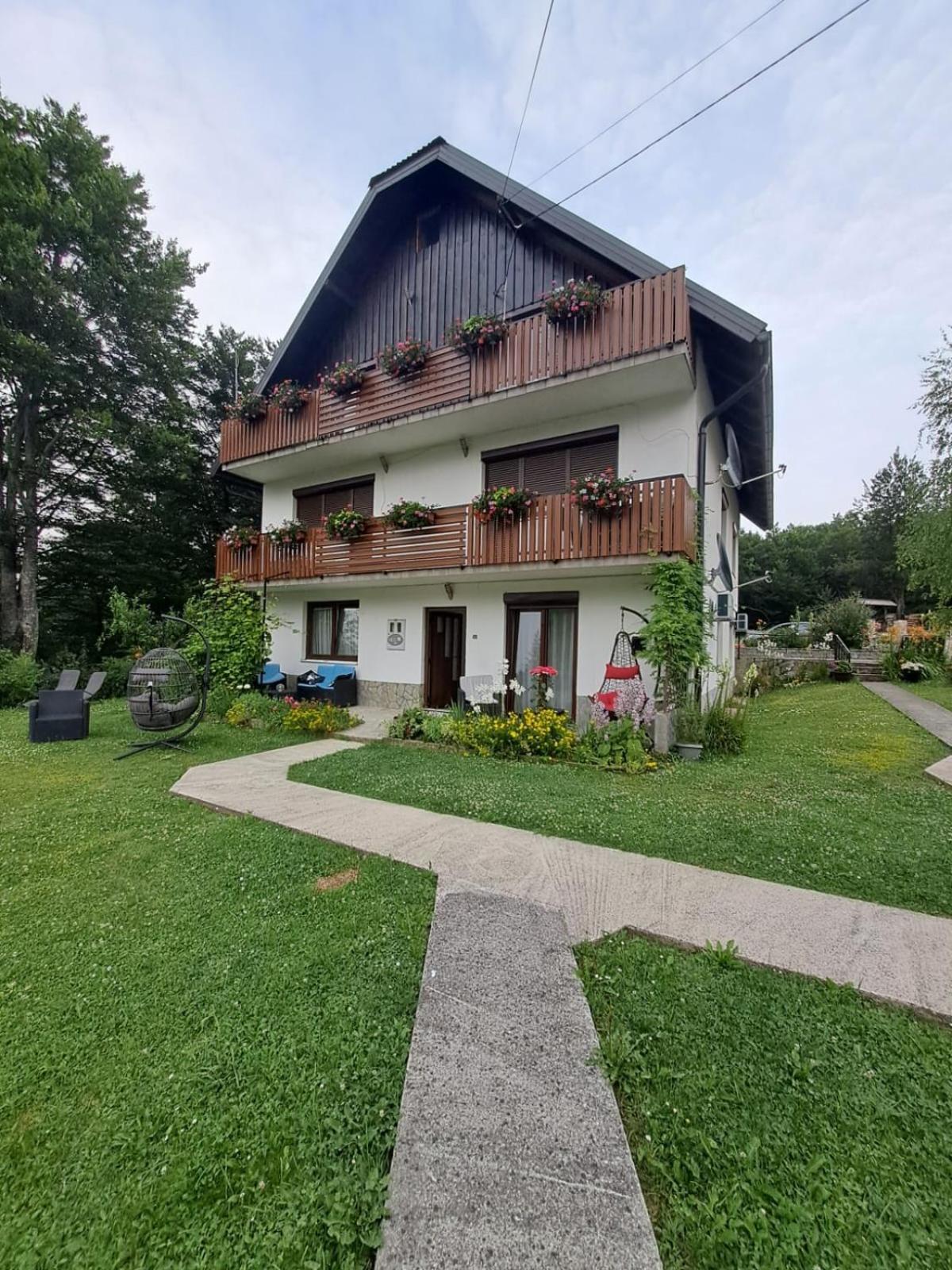 Hotel Tomljanovic Plitvička Jezera Esterno foto